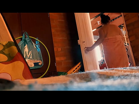 ❤️ Setäni seuraa minua suihkuun, hän nussii minua samalla kun käyn suihkussa. ️❌ Venäläinen porno at us fi.sayhentai.ru